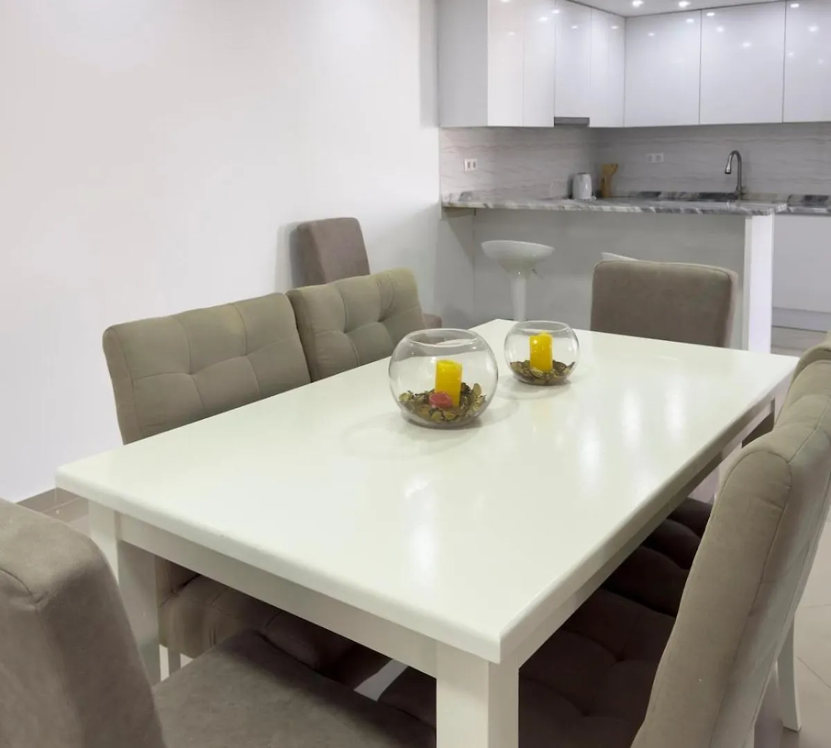 Spacious 2 Bdr Apt In Achada St Antonio - Lcgr Praia Kapverdy