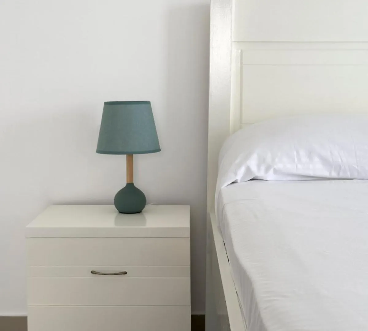 Spacious 2 Bdr Apt In Achada St Antonio - Lcgr Praia 0*,