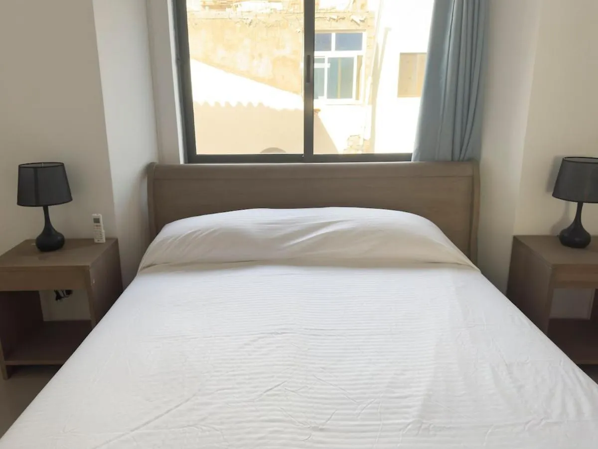 Spacious 2 Bdr Apt In Achada St Antonio - Lcgr Praia 0*,