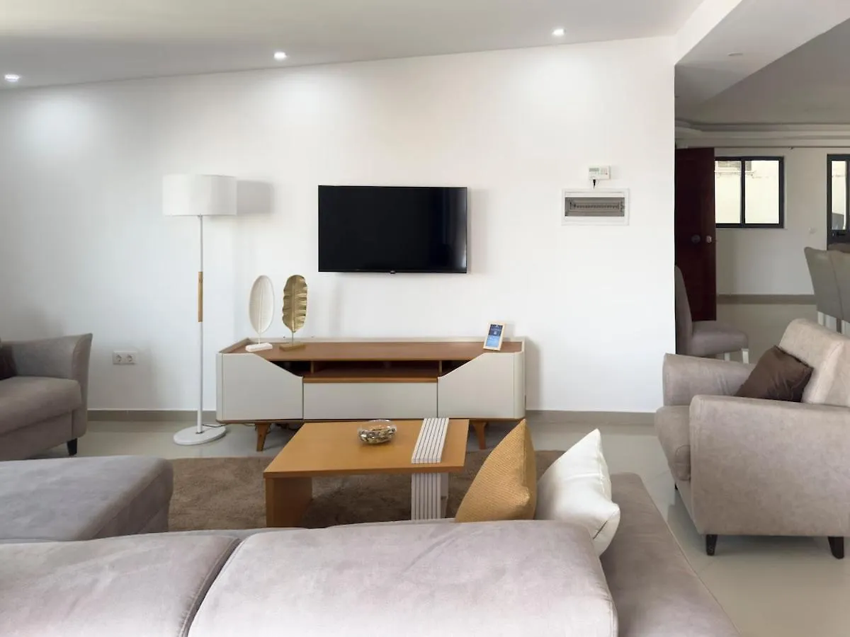 Spacious 2 Bdr Apt In Achada St Antonio - Lcgr Praia Apartmán
